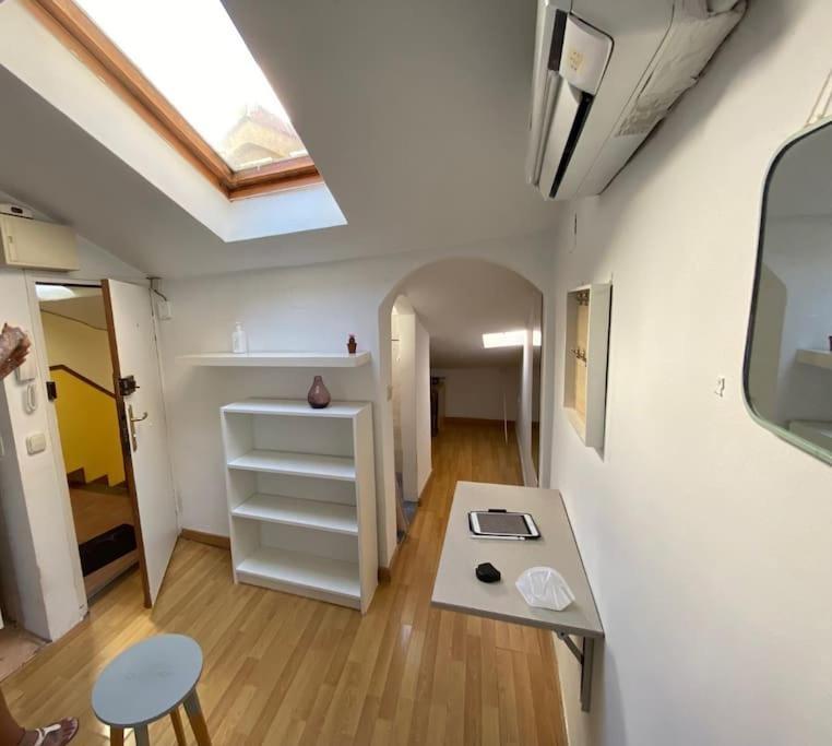 San Bernabe, Apartamento Para 2 En Las Vistillas Junto A Metro Puerta De Toledo Madri Exterior foto